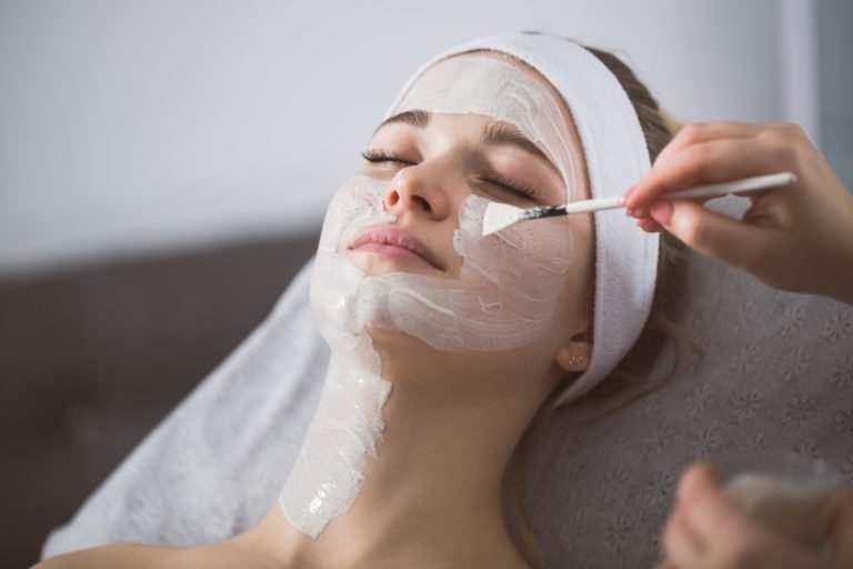 Radiant-and-youthful-skin-achieved-through-M-Azur-treatments
