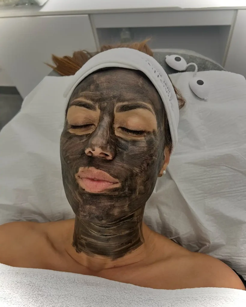 Radiant-and-youthful-skin-achieved-through-M-Azur-treatments